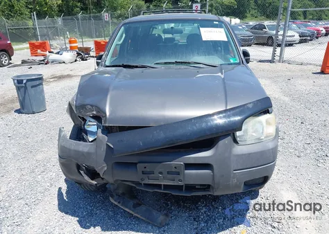 2004 Ford Escape Xls from USA, damaged, VIN 1FMYU92144DA13667